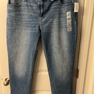 Old Navy size 16 Boyfriend jeans NWT